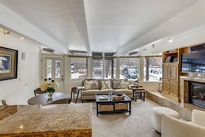 Downtown Aspen 2 Bedroom Condo Within Walking Distance to Gondola - Cl