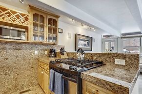 Downtown Aspen 2 Bedroom Condo Within Walking Distance to Gondola - Cl