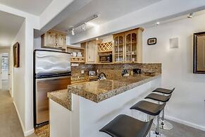 Downtown Aspen 2 Bedroom Condo Within Walking Distance to Gondola - Cl