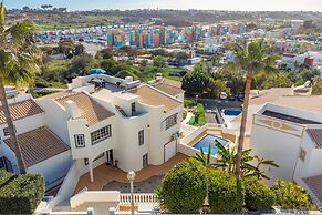 Villa Lemos by HelloVacations