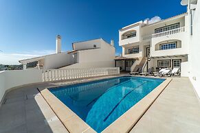 Villa Lemos by HelloVacations