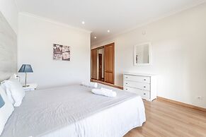 Villa Lemos by HelloVacations