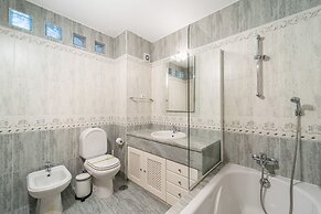 Villa Lemos by HelloVacations