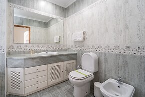 Villa Lemos by HelloVacations