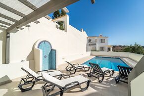 Villa Lemos by HelloVacations