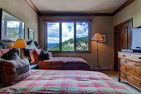 Beaver Creek Highlands Slopeside 3 Bedroom Residence