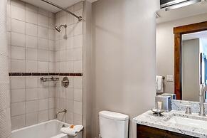 Breckenridge Water House on Main Street 2 Bedroom