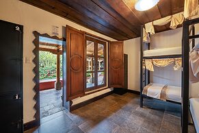 Barbaras Boutique Hostel