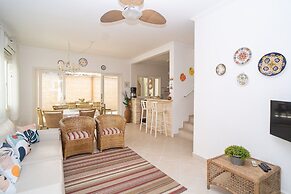 Casa aconchegante Cond. fechado  Juquehy