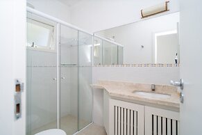 Casa aconchegante Cond. fechado  Juquehy