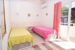 Casa aconchegante Cond. fechado  Juquehy