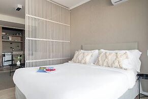 Nido at Recoleta Deco