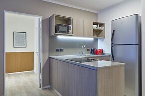 Nido at Recoleta Deco