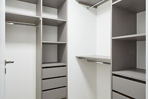 Nido at Recoleta Deco