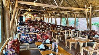 Dreamland Hotel Arua