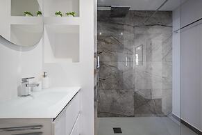 Lido Sunrise Apartment by Homie