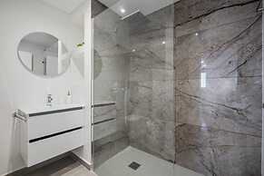 Lido Sunrise Apartment by Homie