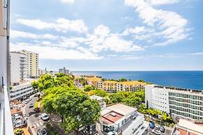 Lido Sunrise Apartment by Homie