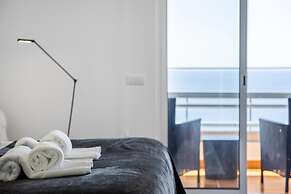 Lido Sunrise Apartment by Homie
