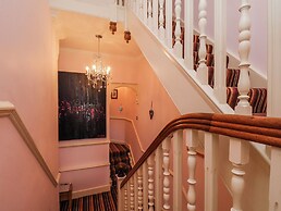 50 West Street Edelweiss