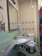 Okeania Seafront Rooms in Kamena Vourla