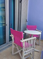 Okeania Seafront Rooms in Kamena Vourla