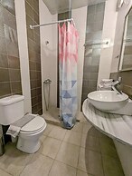 Okeania Seafront Rooms in Kamena Vourla