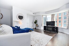 Yorkville Modern 1 Bedroom Suite Toronto