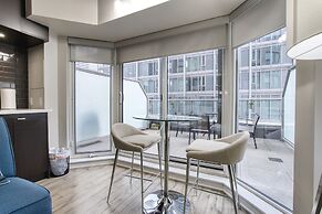 Yorkville Modern 1 Bedroom Suite Toronto