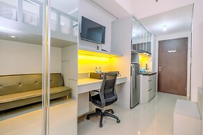 Elegant And Homey Studio Apartment Transpark Juanda Bekasi Timur