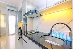 Elegant And Homey Studio Apartment Transpark Juanda Bekasi Timur