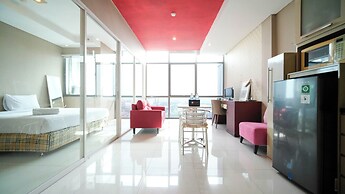 Spacious And Comfy 1Br Apartment Connected To Mall At Aryaduta Residen