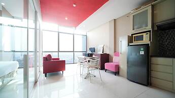 Spacious And Comfy 1Br Apartment Connected To Mall At Aryaduta Residen