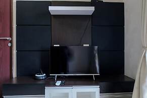 Homey And Cozy 2Br Apartment At Tamansari Panoramic
