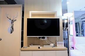 Spacious And Unique Studio With City View Apartment At Parahyangan Res