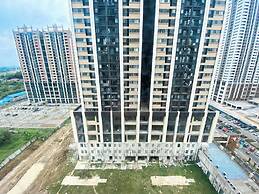 Cozy Living And Strategic 2Br At Meikarta Apartment