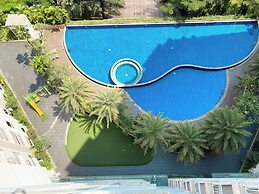 Spacious And Elegant Studio Apartment Mustika Golf Residence