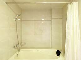 Spacious And Elegant Studio Apartment Mustika Golf Residence