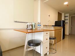 Modern And Homey 2Br At Meikarta Apartment