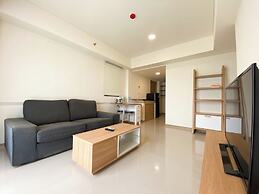 Modern And Homey 2Br At Meikarta Apartment