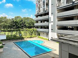 Cozy Stay Studio (No Kitchen) Elvis Tower Apartment