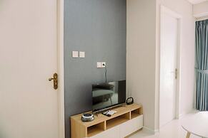 Comfort 1Br With Working Room At Daan Mogot City Apartment