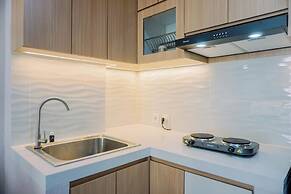 Comfort 1Br With Working Room At Daan Mogot City Apartment