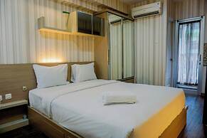 Studio Furnished With Comfort Design Green Bay Pluit Apartment