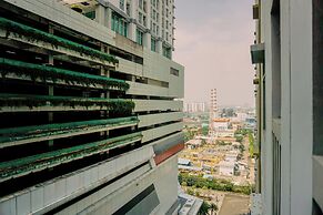 Studio Furnished With Comfort Design Green Bay Pluit Apartment