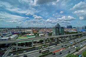 Great Location And Comfy 2Br At Signature Park Tebet Apartment