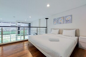 Nice And Fancy Studio Loft At Brooklyn Alam Sutera Apartment