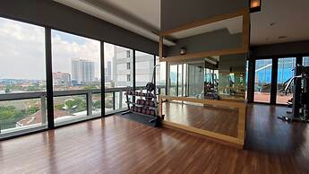 Modern and New 1BR across LRT Station Samara Suites Apartment