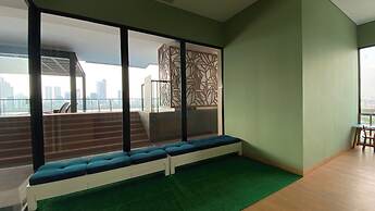 Modern and New 1BR across LRT Station Samara Suites Apartment