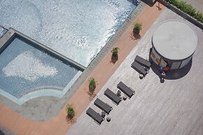 Good Deal And Homey 2Br Osaka Riverview Apartment Without Living Room